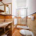 De La Hotel