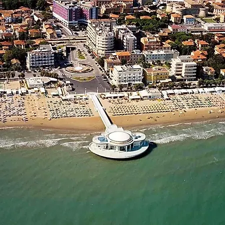 De La Hotel