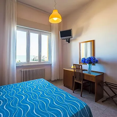 De La Hotel